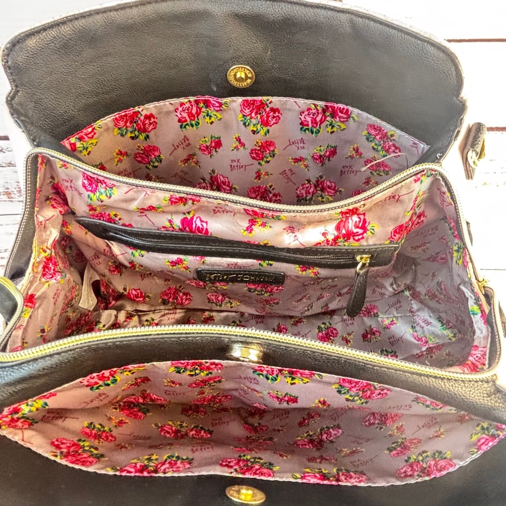 Betsey Johnson Pink Quilted‎ Rose Satchel Bag with Large Striped Bow Fairy Goth - Picture 2 of 16
